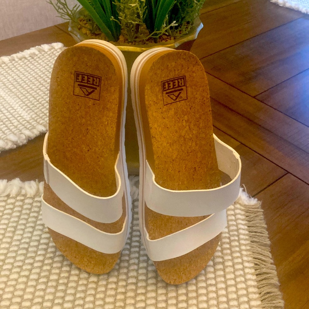 New Reef | Women's WHITE CLOUD Cushion Vista Hi Slides | Size: 9